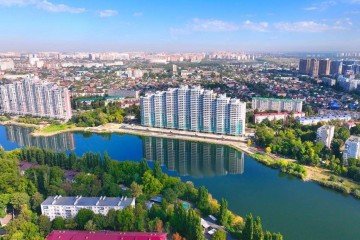 Фото №1: 1-комнатная квартира 50 м² - Краснодар, мкр. жилой комплекс Дом у Озера, ул. Селезнёва, 104/1