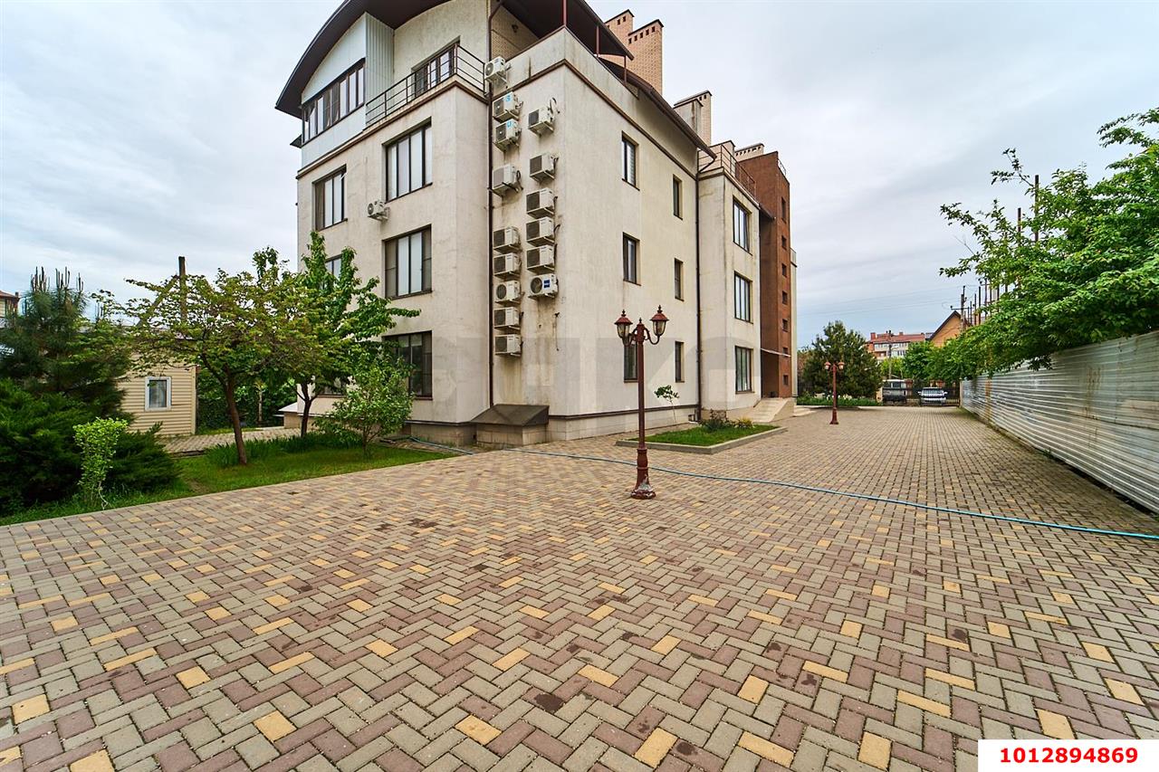 Фото №2: 2-комнатная квартира 65&nbsp;м², 4/6&nbsp;эт. - Краснодар, Прикубанский внутригородской округ, мкр. Сады Калинина, ул. Средняя, 81/4