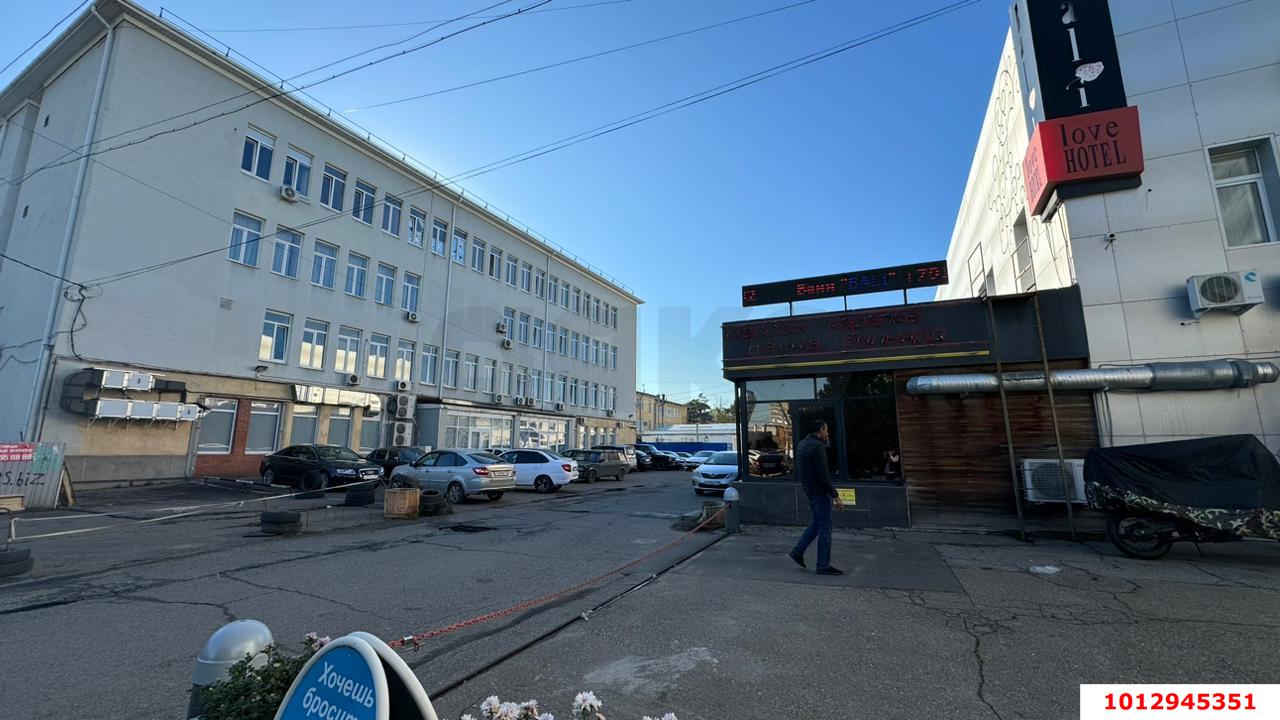 Фото №3: Торговое помещение 113&nbsp;м², 1/2&nbsp;эт. - Краснодар, Карасунский внутригородской округ, мкр. Хлопчато-бумажный Комбинат, ул. Сормовская, 7