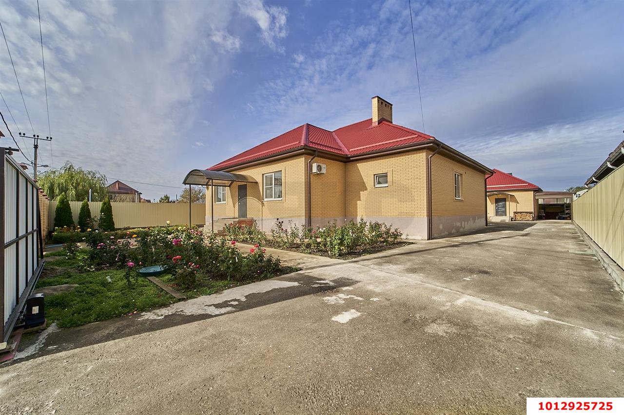 Фото №2: Дом 238&nbsp;м² + 12&nbsp;сот., 1&nbsp;эт. - Знаменский, мкр. Карасунский внутригородской округ, ул. Ольховая, 79