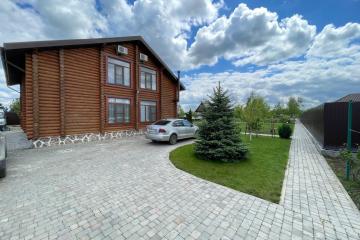 Фото №1: Дом 197&nbsp;м² + 14&nbsp;сот., 2&nbsp;эт. - Красносельское, ул. Школьная, 6