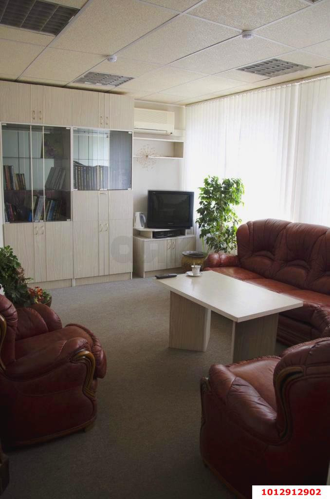 Фото №10: Офисное помещение 643&nbsp;м², 2/2&nbsp;эт. - Краснодар, Центральный внутригородской округ, мкр. Дубинка, ул. имени Чехова, 2/11