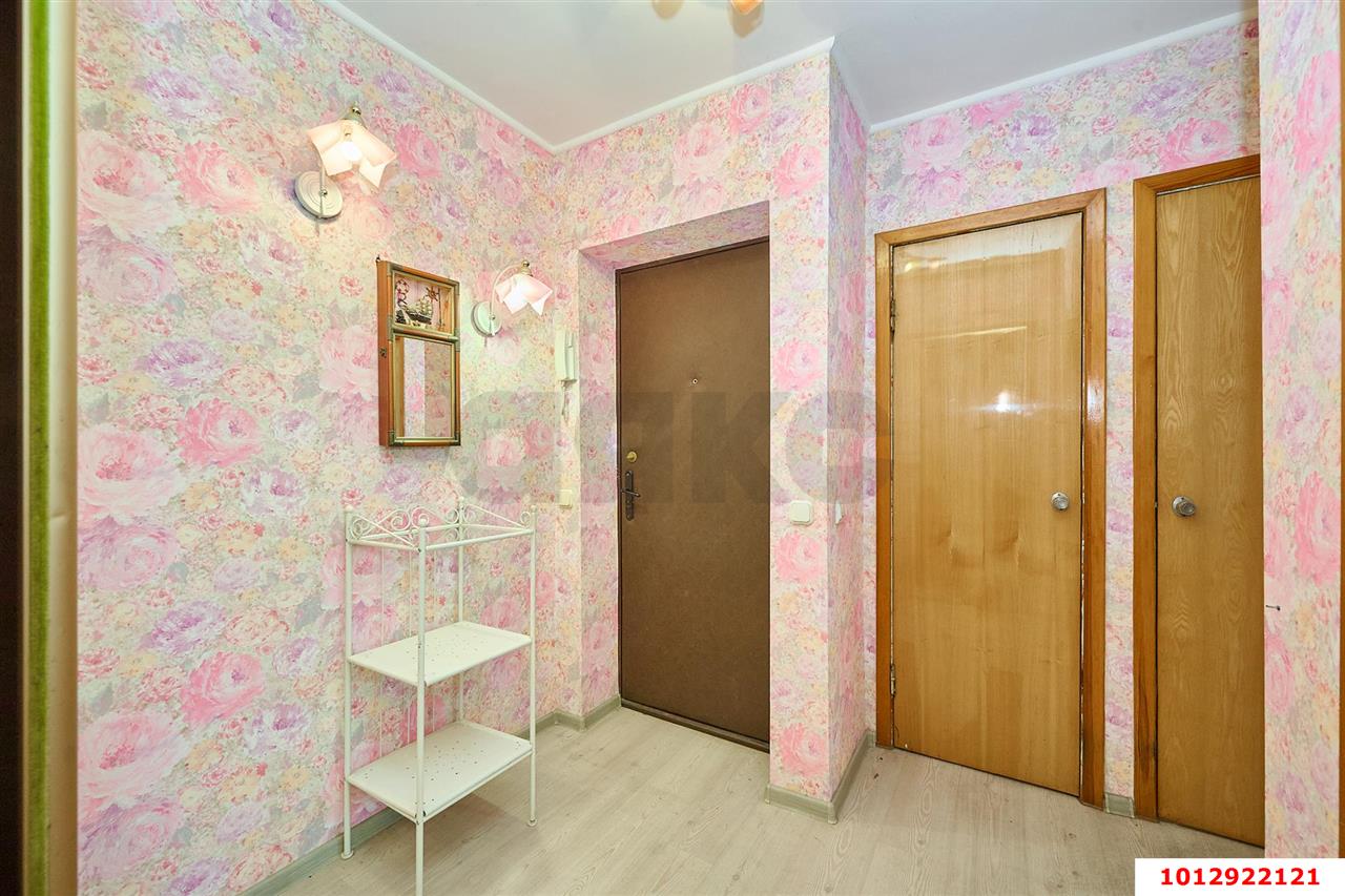 Фото №13: 4-комнатная квартира 64&nbsp;м², 5/5&nbsp;эт. - Краснодар, мкр. Центральный внутригородской округ, ул. имени П.М. Гаврилова, 105