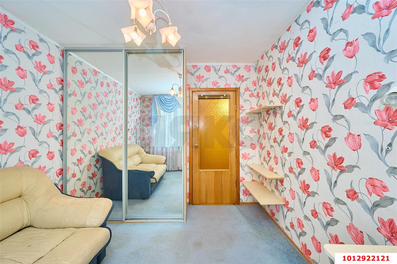 Фото №7: 4-комнатная квартира 64&nbsp;м², 5/5&nbsp;эт. - Краснодар, мкр. Центральный внутригородской округ, ул. имени П.М. Гаврилова, 105