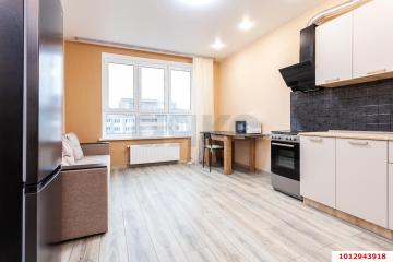 Фото №1: 1-комнатная квартира 42 м², 23/24 эт. - Краснодар, мкр. ЖК Сказка Град, ул. имени В.Н. Мачуги, 166Ак1