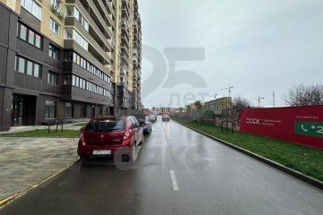 Фото №4: Торговое помещение 50 м² - Краснодар, мкр. жилой комплекс Ракурс, ул. имени Героя Ростовского, 8к1