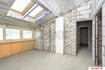 Фото №1: 2-комнатная квартира 50 м², 8/8 эт. - Краснодар, мкр. Восточно-Кругликовский, ул. Черкасская, 101