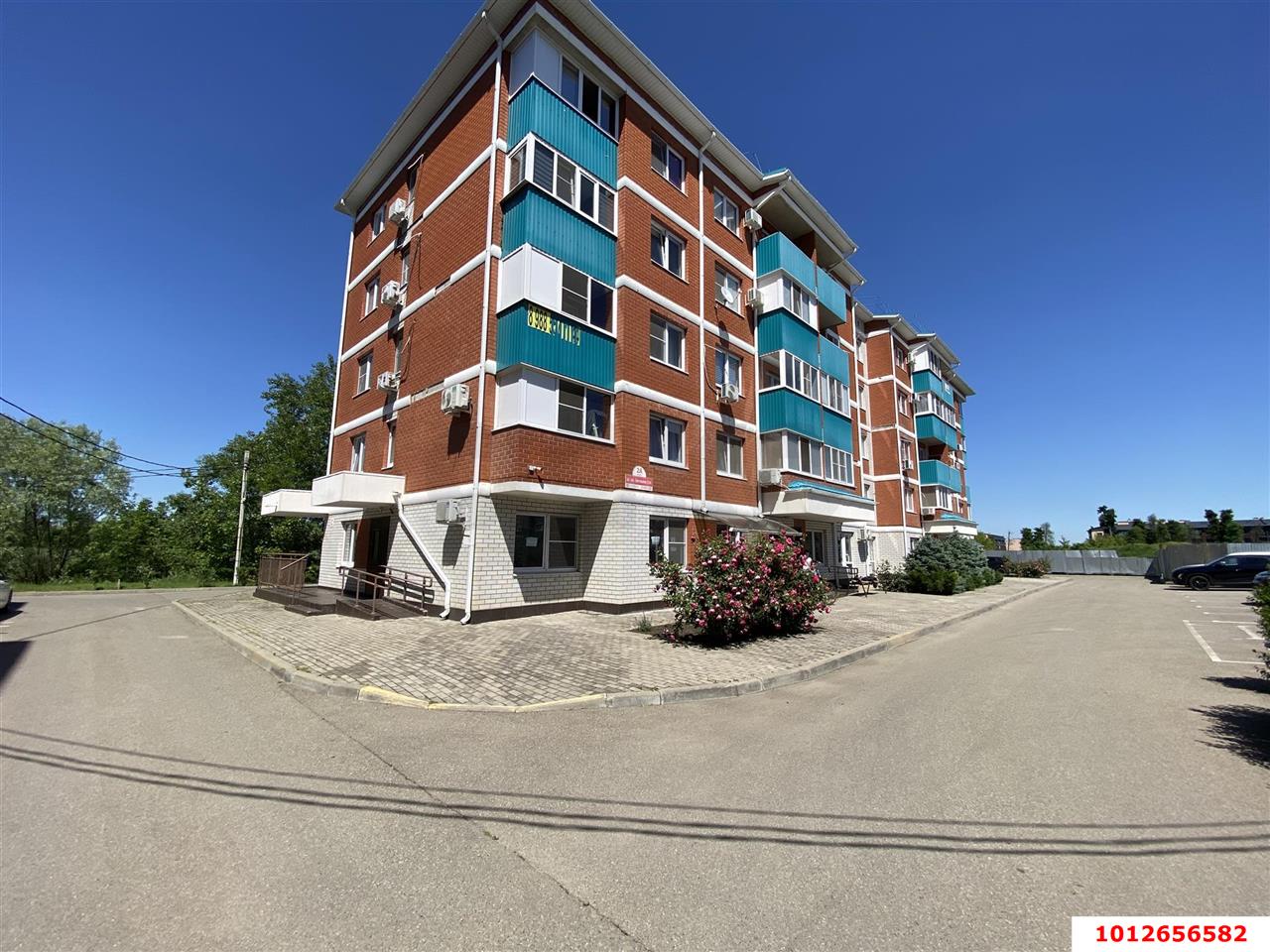 Фото №10: Торговое помещение 53&nbsp;м², 1/6&nbsp;эт. - Берёзовый, Прикубанский внутригородской округ, Прогресс, мкр. жилой комплекс Прогресс, ул. имени В.М. Бехтерева, 2Ак1