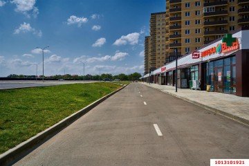 Фото №3: Торговое помещение 55 м² - Краснодар, мкр. жилой комплекс Ракурс, ул. имени Героя Ростовского, 8к4