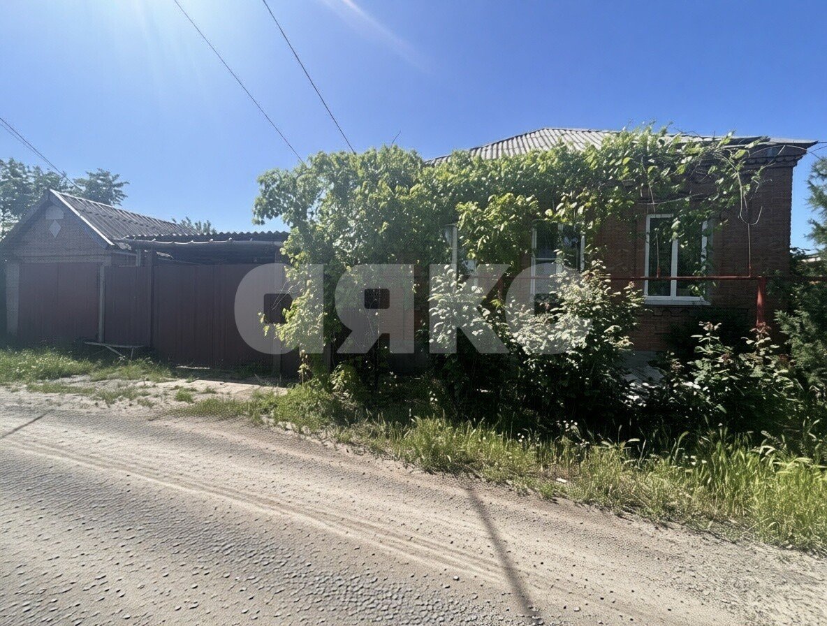 Фото №2: Дом 105&nbsp;м² + 4.31&nbsp;сот., 1&nbsp;эт. - Батайск, ул. Революционная