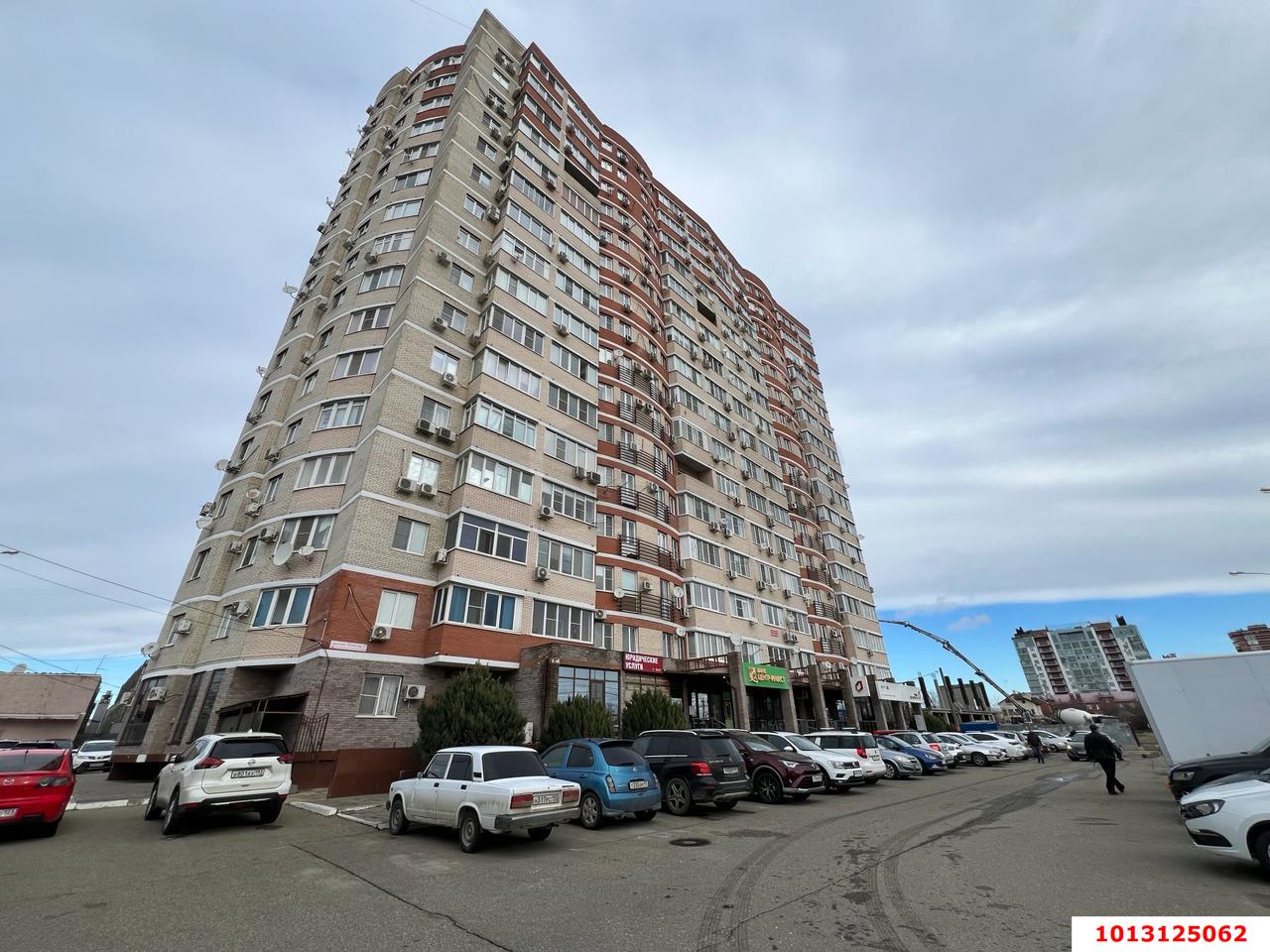 Фото №7: Торговое помещение 91&nbsp;м², 16&nbsp;эт. - Краснодар, Западный внутригородской округ, Сельскохозяйственный Институт, жилой комплекс Виктория, мкр. Юбилейный, пр-кт Чекистов, 37