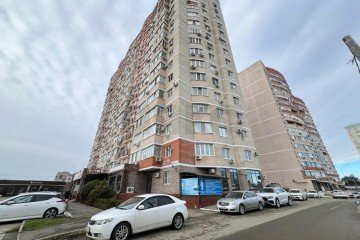 Фото №3: Торговое помещение 92 м² - Краснодар, мкр. Юбилейный, пр-кт Чекистов, 37