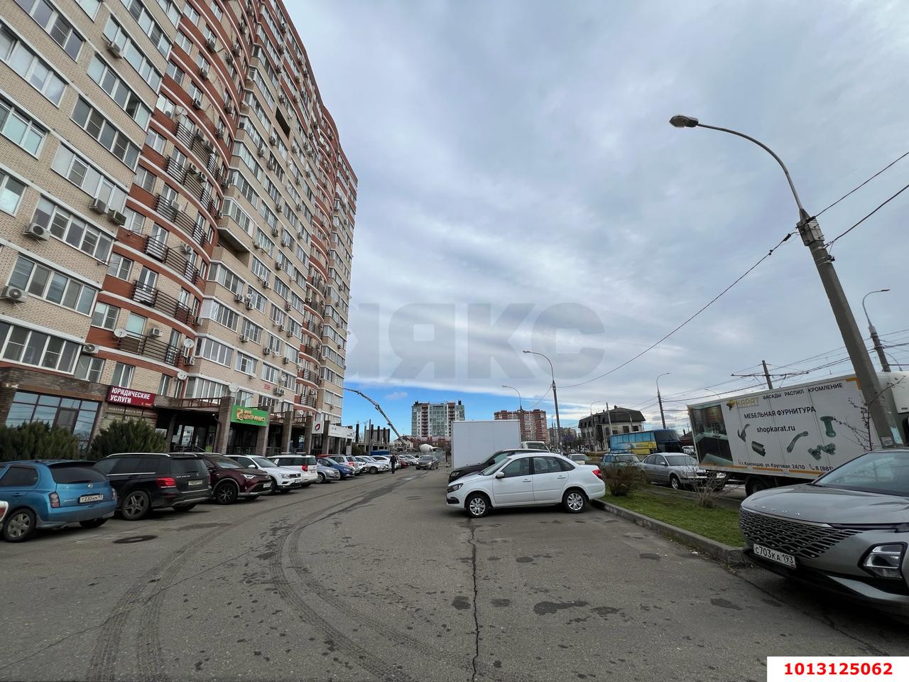 Фото №8: Торговое помещение 91&nbsp;м², 16&nbsp;эт. - Краснодар, Западный внутригородской округ, Сельскохозяйственный Институт, жилой комплекс Виктория, мкр. Юбилейный, пр-кт Чекистов, 37