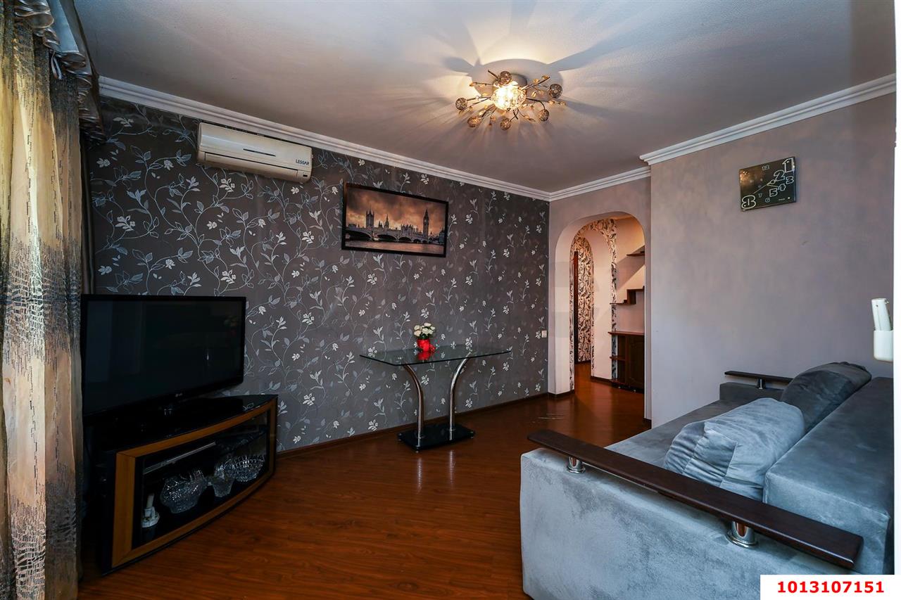 Фото №9: 3-комнатная квартира 60&nbsp;м², 2/5&nbsp;эт. - Краснодар, Центральный внутригородской округ, мкр. Завод Измерительных Приборов, ул. Курчатова, 16
