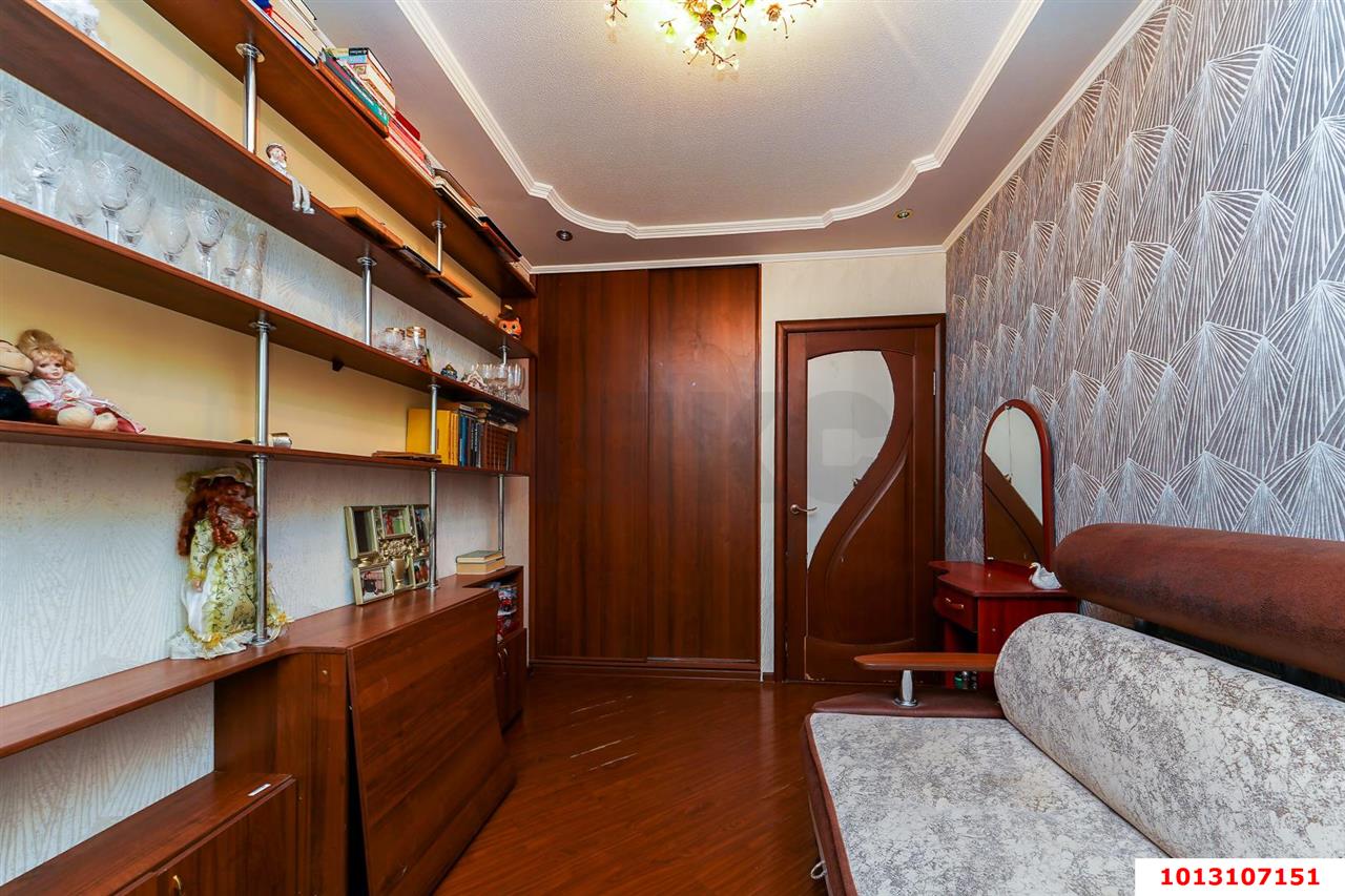 Фото №10: 3-комнатная квартира 60&nbsp;м², 2/5&nbsp;эт. - Краснодар, Центральный внутригородской округ, мкр. Завод Измерительных Приборов, ул. Курчатова, 16