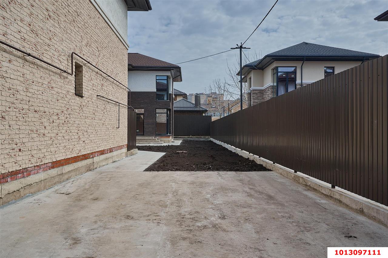 Фото №9: Дом 170&nbsp;м² + 5&nbsp;сот., 2&nbsp;эт. - Краснодар, Прикубанский внутригородской округ, Калинино, мкр. Завод Радиоизмерительных Приборов, ул. Мариупольская, 2/3