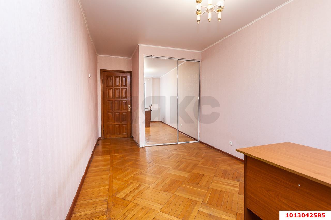 Фото №8: 3-комнатная квартира 100&nbsp;м², 1/9&nbsp;эт. - Краснодар, Карасунский внутригородской округ, мкр. Хлопчато-бумажный Комбинат, ул. Бородина, 18