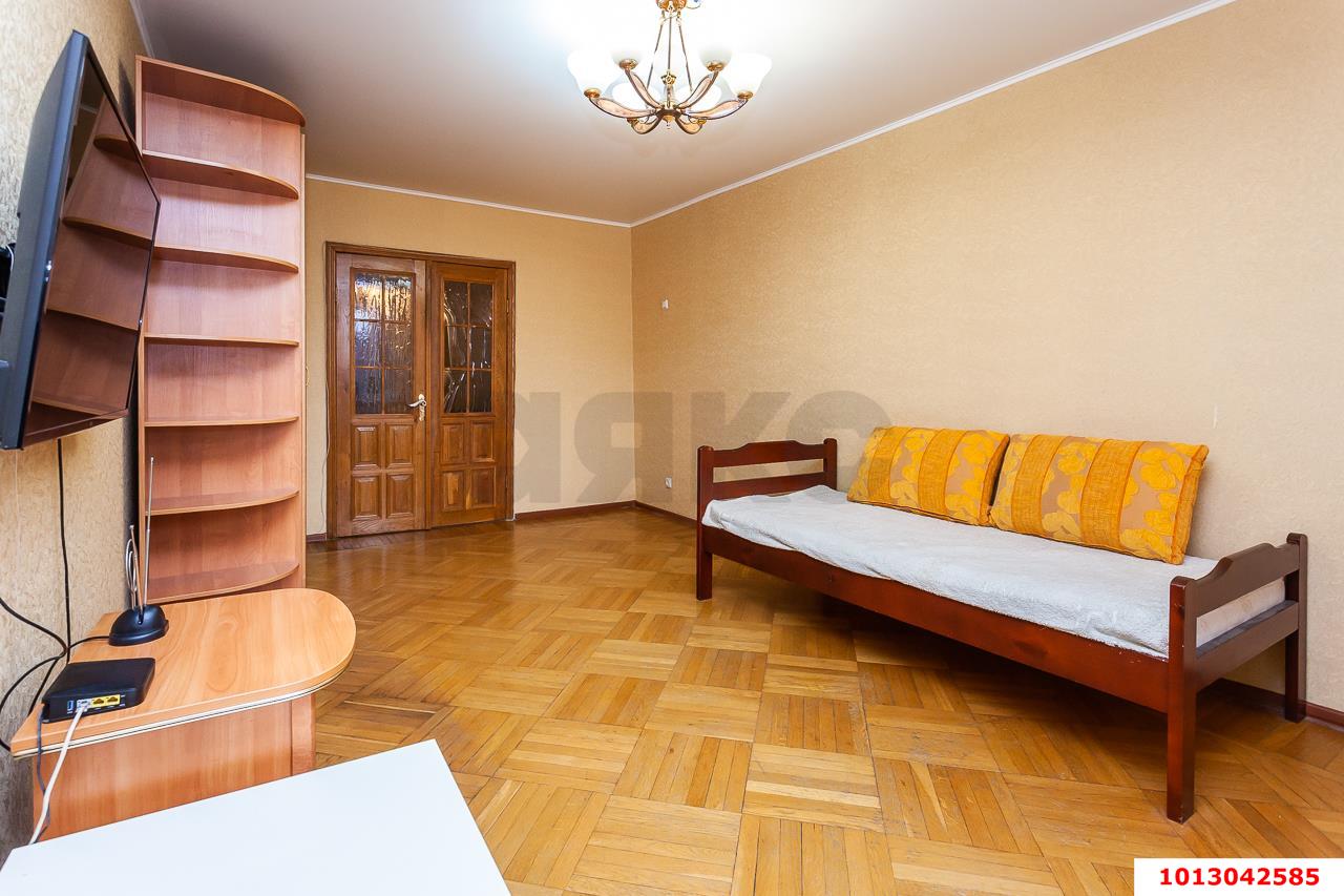 Фото №12: 3-комнатная квартира 100&nbsp;м², 1/9&nbsp;эт. - Краснодар, Карасунский внутригородской округ, мкр. Хлопчато-бумажный Комбинат, ул. Бородина, 18