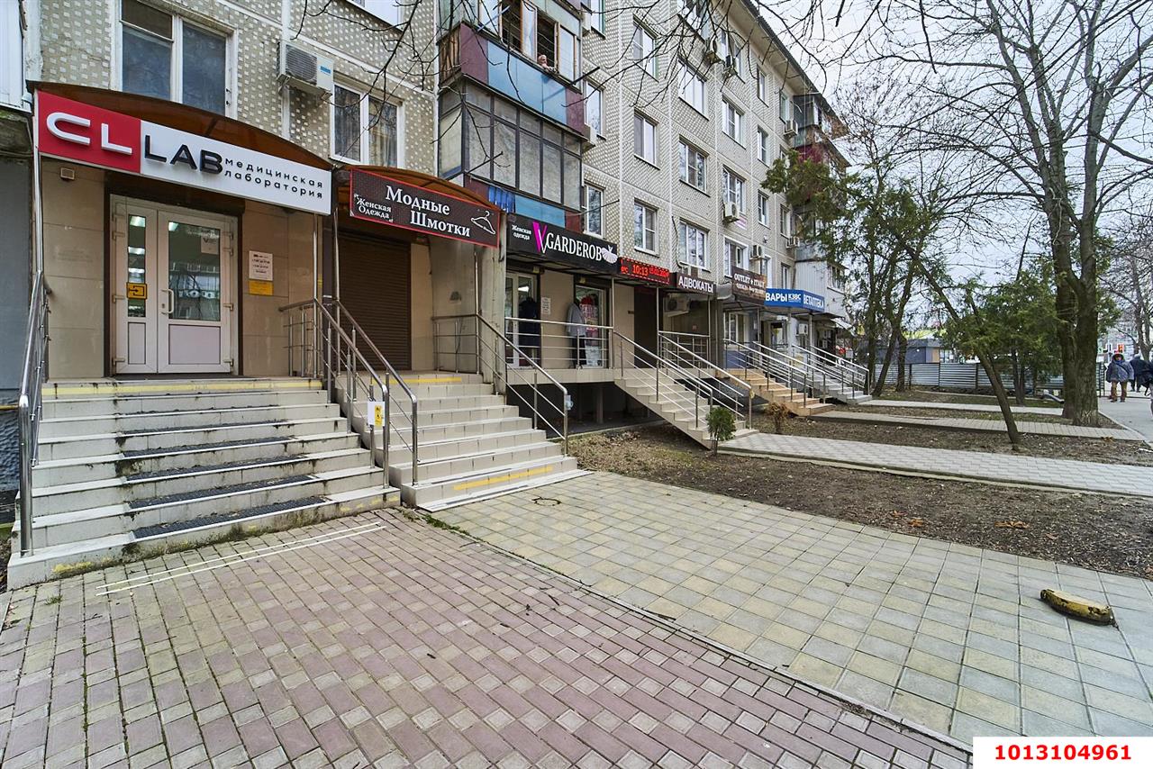 Фото №1: Торговое помещение 44 м² - Краснодар, Фестивальный, ул. Атарбекова, 22