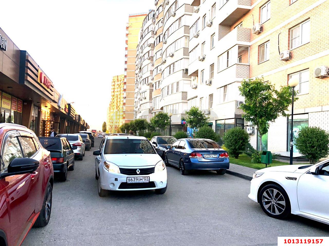 Фото №6: Торговое помещение 36&nbsp;м², 1/10&nbsp;эт. - Краснодар, Прикубанский внутригородской округ, Россинского, мкр. жилой комплекс Инсити-Парк, ул. Командорская, 1к1