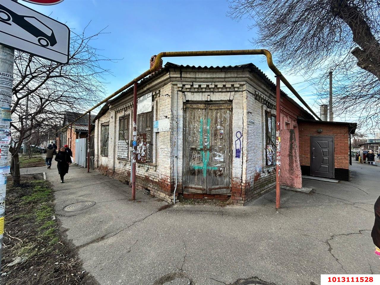 Фото №2: Торговое помещение 40 м² - Краснодар, Центральный, ул. Будённого, 247