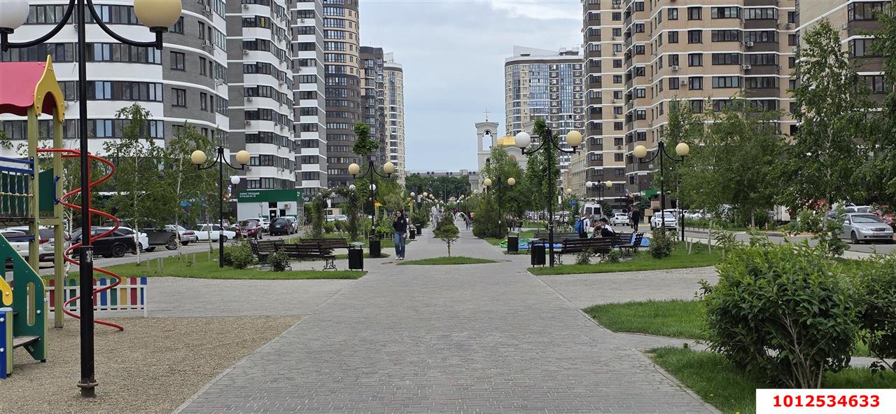 Фото №3: Торговое помещение 68&nbsp;м², 1/19&nbsp;эт. - Краснодар, Прикубанский внутригородской округ, мкр. Россинского, б-р Адмиралтейский, 1