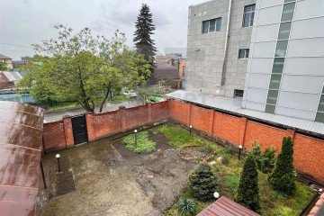 Фото №2: Отдельное здание 480 м² - Краснодар, мкр. Покровка, ул. Кузнечная, 239