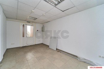 Фото №4: Торговое помещение 113 м² - Краснодар, мкр. Центральный, ул. Севастопольская, 2/1