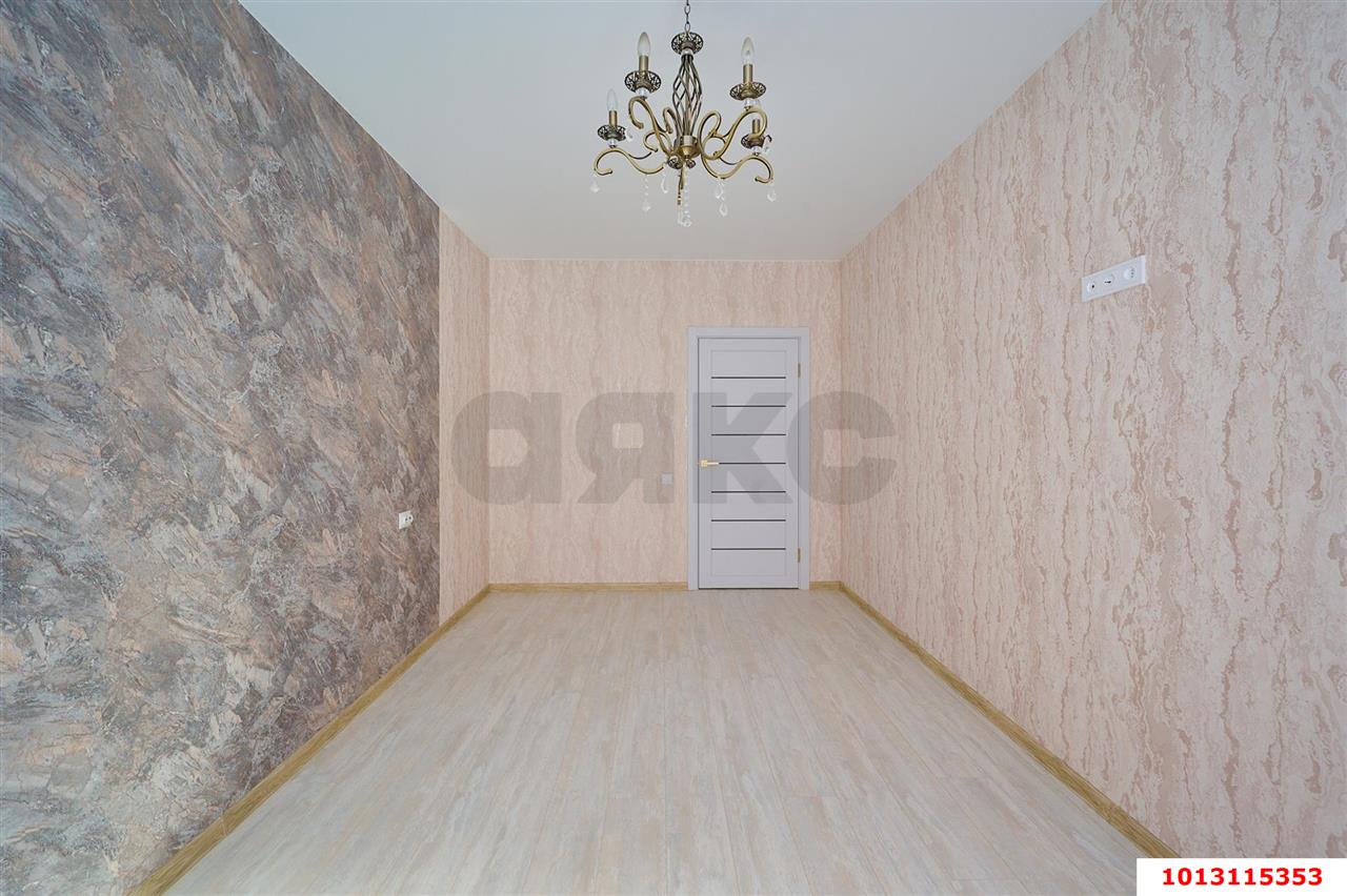 Фото №7: 1-комнатная квартира 33&nbsp;м², 7/20&nbsp;эт. - Краснодар, Прикубанский внутригородской округ, Калинино, Завод Радиоизмерительных Приборов, мкр. ЖК Акварели-2, ул. Тепличная, 62/1к4