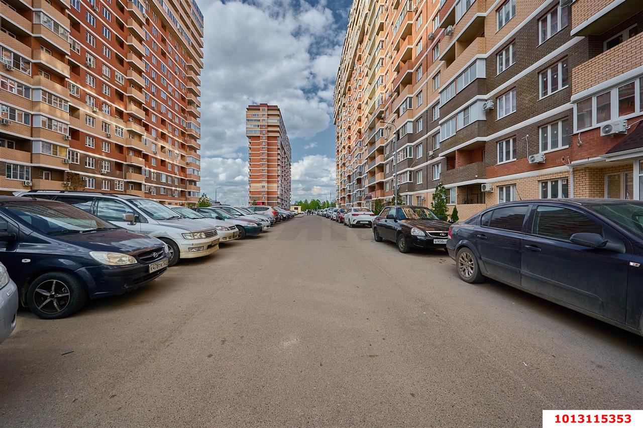 Фото №16: 1-комнатная квартира 33&nbsp;м², 7/20&nbsp;эт. - Краснодар, Прикубанский внутригородской округ, Калинино, Завод Радиоизмерительных Приборов, мкр. ЖК Акварели-2, ул. Тепличная, 62/1к4
