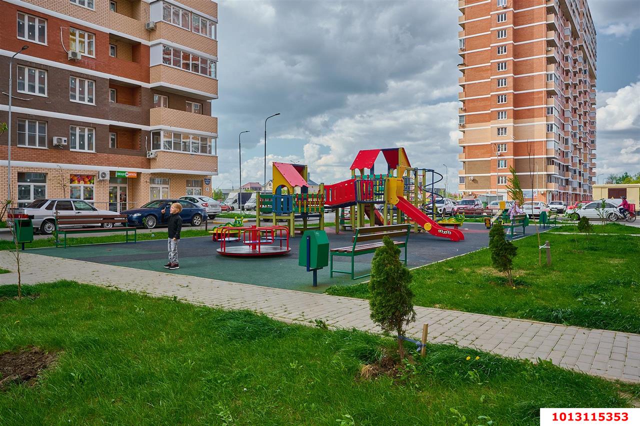 Фото №17: 1-комнатная квартира 33&nbsp;м², 7/20&nbsp;эт. - Краснодар, Прикубанский внутригородской округ, Калинино, Завод Радиоизмерительных Приборов, мкр. ЖК Акварели-2, ул. Тепличная, 62/1к4