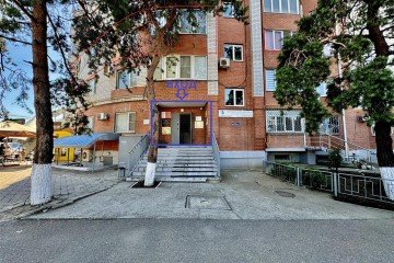 Фото №2: Офисное помещение 152 м² - Краснодар, мкр. Черёмушки, ул. Ставропольская, 223