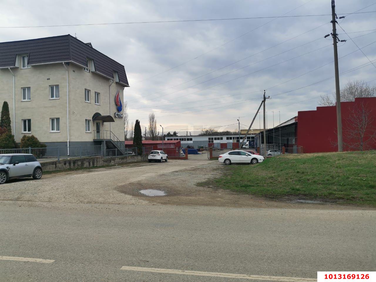 Фото №10: Офисное помещение 250 м² - Краснодар, Прикубанский внутригородской округ, ул. Кирпичная, 5