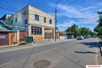 Фото №1: Отдельное здание 889&nbsp;м², 3&nbsp;эт. - Краснодар, мкр. Центральный, ул. Чкалова, 132