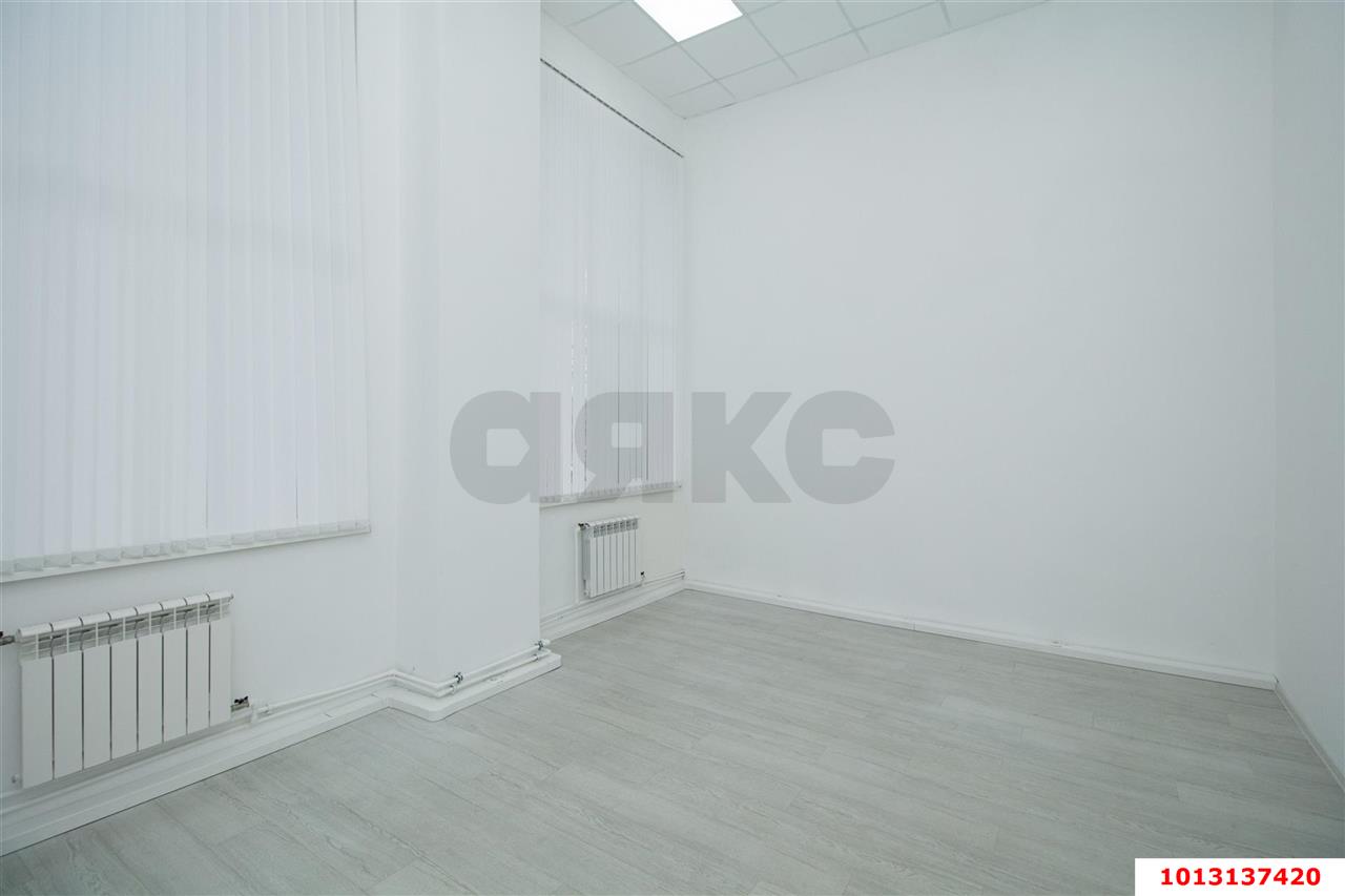 Фото №8: Офисное помещение 1125 м² - Краснодар, Центральный, ул. Коммунаров, 268