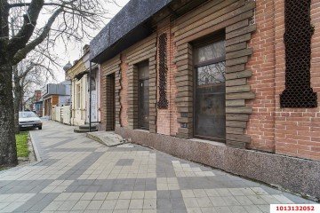 Фото №1: Отдельное здание 110 м² - Краснодар, мкр. Центральный, ул. Октябрьская, 155