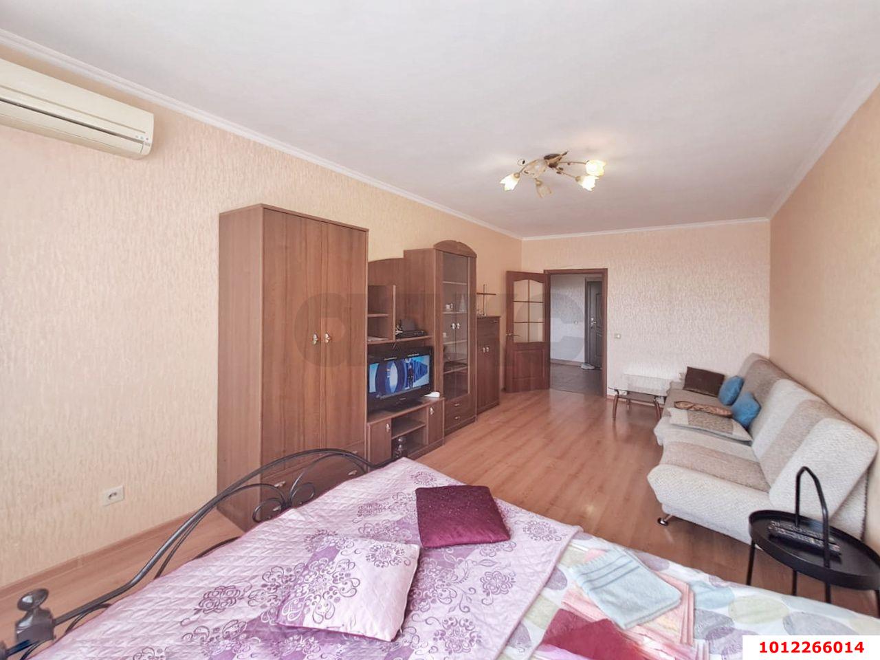 Фото №2: 1-комнатная квартира 43&nbsp;м², 13/17&nbsp;эт. - Краснодар, Центральный внутригородской округ, Черёмушки, мкр. ЖК Черёмушки, ул. Кубанская, 47