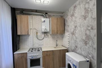 Фото №1: 1-комнатная квартира 28 м², 4/5 эт. - Краснодар, мкр. Завод Измерительных Приборов, ул. Колхозная, 63