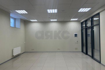 Фото №3: Торговое помещение 441 м² - Краснодар, мкр. Фестивальный, ул. Красных Партизан, 393