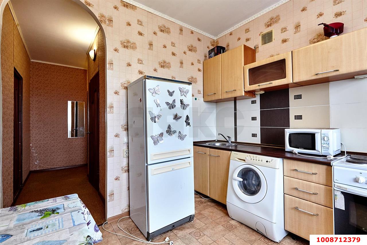Фото №3: 1-комнатная квартира 36&nbsp;м², 3/3&nbsp;эт. - Краснодар, Прикубанский внутригородской округ, мкр. 9-й километр, пр-д 1-й Ленинградский, 16