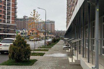 Фото №2: Торговое помещение 137 м² - Краснодар, мкр. жилой комплекс Самолёт, ул. Западный Обход, 39/2к7