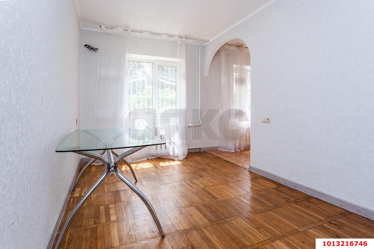 Фото №3: 3-комнатная квартира 59&nbsp;м², 1/5&nbsp;эт. - Краснодар, Прикубанский внутригородской округ, мкр. Славянский, ул. Славянская, 79А