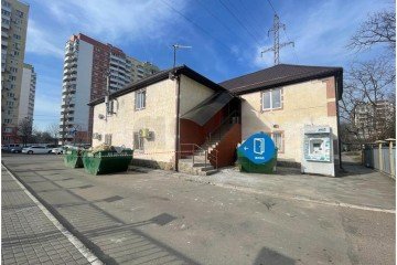 Фото №3: Торговое помещение 225 м² - Краснодар, мкр. Микрохирургии глаза, ул. Академика Лукьяненко, 95/9