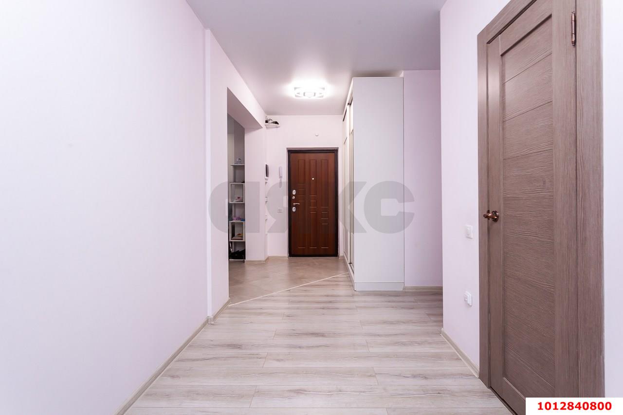 Фото №6: 3-комнатная квартира 92&nbsp;м², 3/24&nbsp;эт. - Краснодар, Центральный внутригородской округ, Черёмушки, мкр. ЖК Солнечный Остров, ул. Кубанская, 58