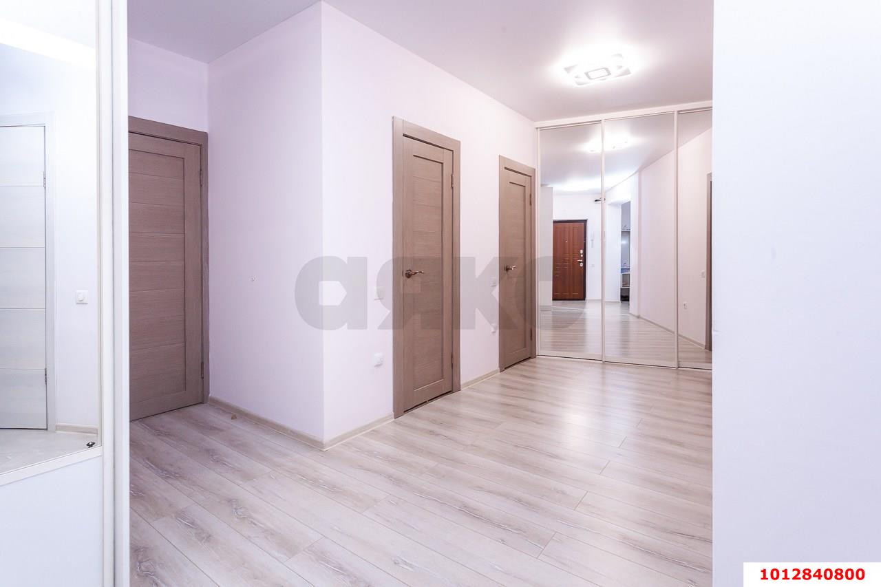Фото №4: 3-комнатная квартира 92&nbsp;м², 3/24&nbsp;эт. - Краснодар, Центральный внутригородской округ, Черёмушки, мкр. ЖК Солнечный Остров, ул. Кубанская, 58