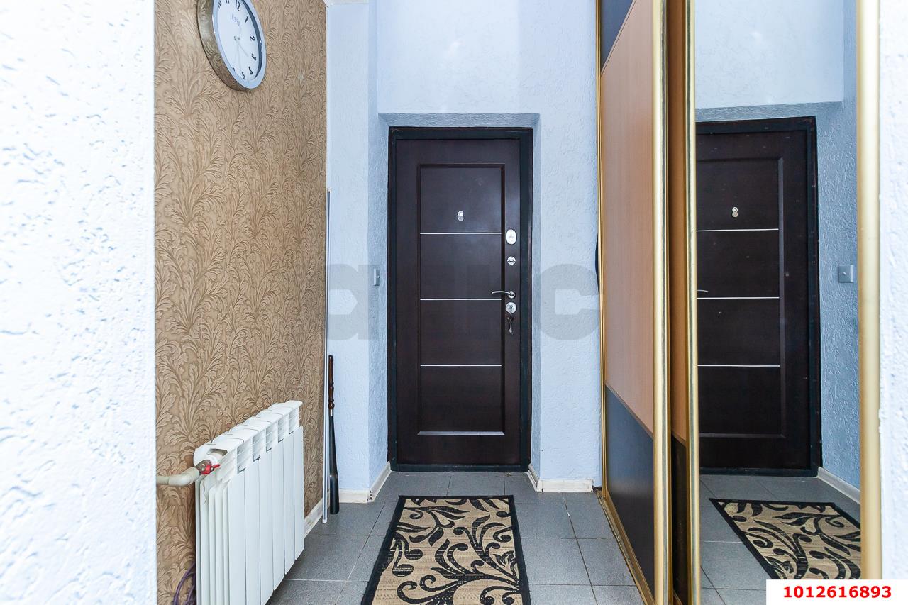 Фото №13: 2-комнатная квартира 51&nbsp;м², 1/2&nbsp;эт. - Краснодар, Центральный внутригородской округ, мкр. Черёмушки, пр-д 5-й Артельный, 21