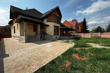 Фото №1: Дом 334 м² + 8.1 сот., 2 эт. - Краснодар, мкр. Табачная Фабрика, ул. Академическая, 13