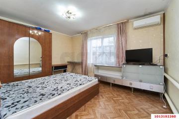 Фото №1: 2-комнатная квартира 48 м², 1/1 эт. - Плодородный, мкр. Прикубанский внутригородской округ, 11