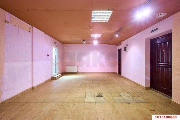 Фото №4: Торговое помещение 75 м² - Краснодар, мкр. Краевая Клиническая Больница, ул. Восточно-Кругликовская, 94