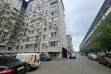 Фото №3: Торговое помещение 84 м² - Краснодар, мкр. Черёмушки, ул. Селезнёва, 4/5